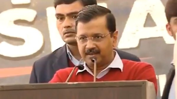 modibehaveslikepakistanpmtosubvertfederalstructure:arvindkejriwal