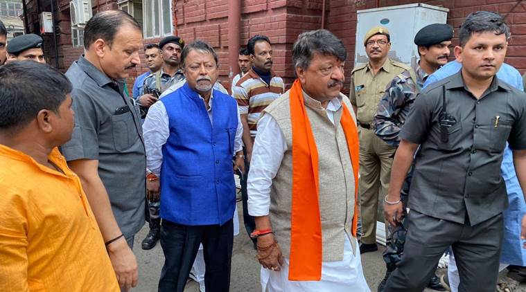 bjpleaderkailashvijayvargiyadetainedatprocaarallyinkolkata