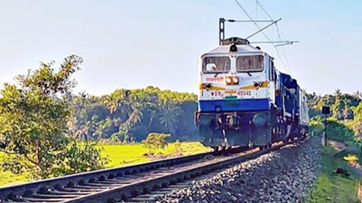 specialtrainsfromvizagtoclearforsummerrush