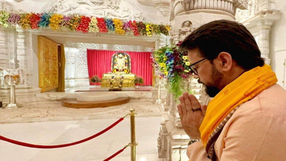 Union Minister Anurag Thakur offers prayers at Ram Mandir, Ayodhya
