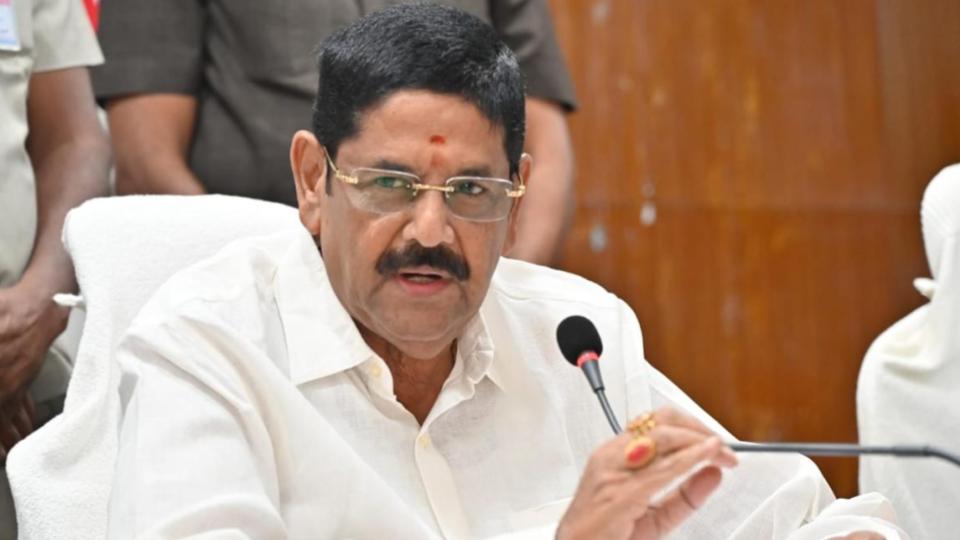 Minister Launches Free Mobile Eye Surgery Services at Somasila, AP