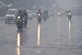 Rains in Delhi for 3rd consecutive day