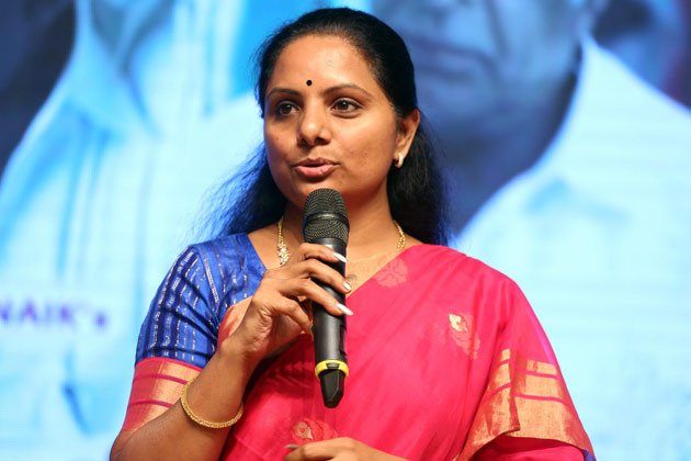 kcrmockedrahulforhuggingpminparliament:kavitha