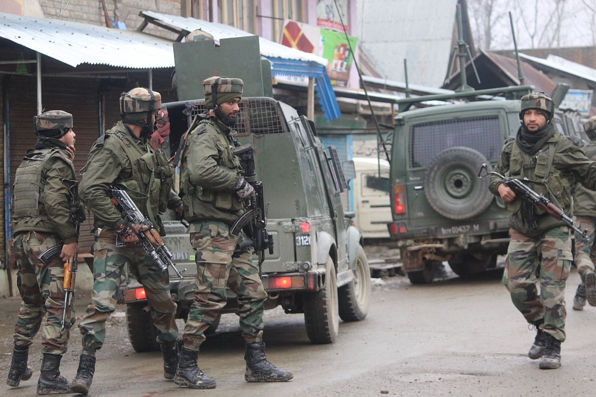 twoterroristskilledinanencounterwithsecurityforcesinkulgam