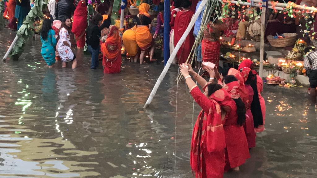 chhathpujacelebrationstobegintodaywithreligiousfervourgaiety
