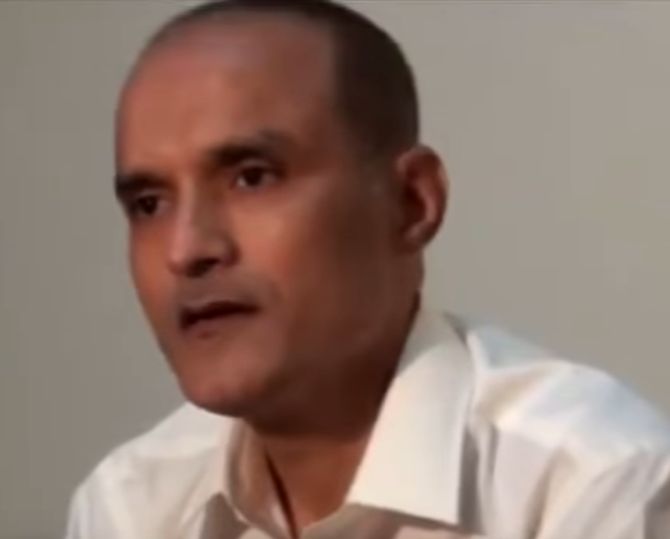 indiaseeksconsularaccessfrompakistantomeetkulbhushanjadhav