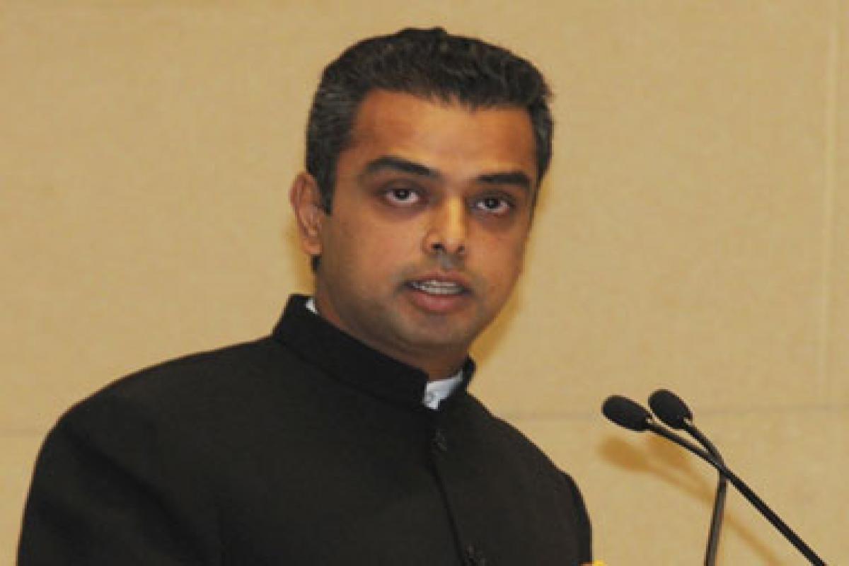 milinddeoraresignsasmumbaicongresspresident