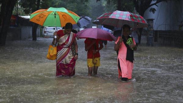 imdforecastsextremelyheavyrainfallinmumbaionsep19