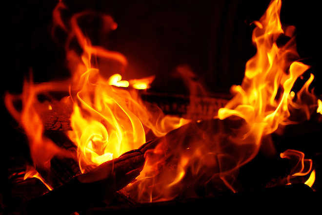 8peopleinjuredinmajorfireatiocpetrolpumpinodisha