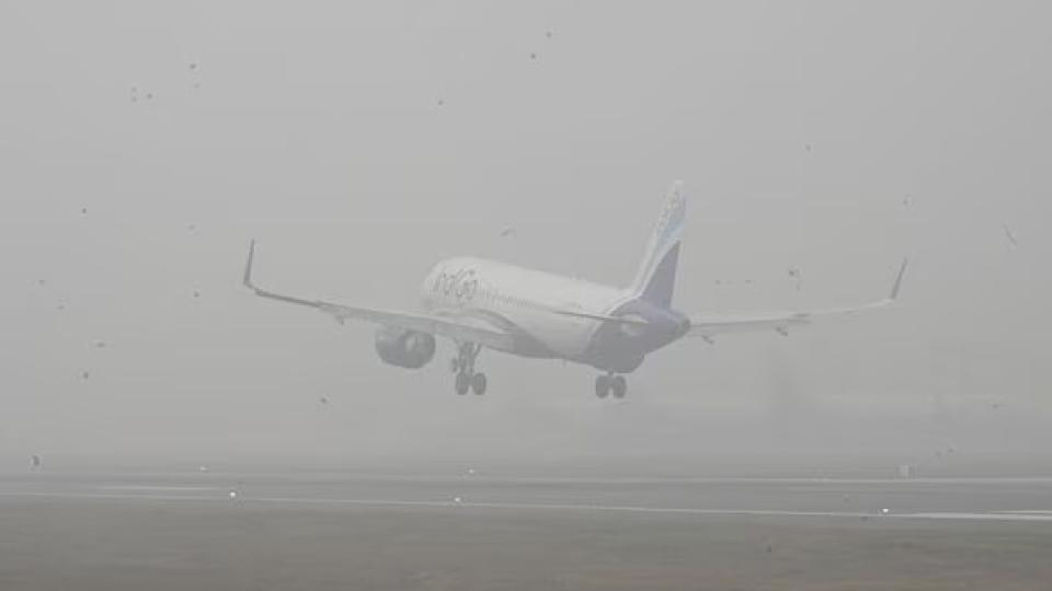 Chennai Airport Cancels Flights Due To Low Visiblity 