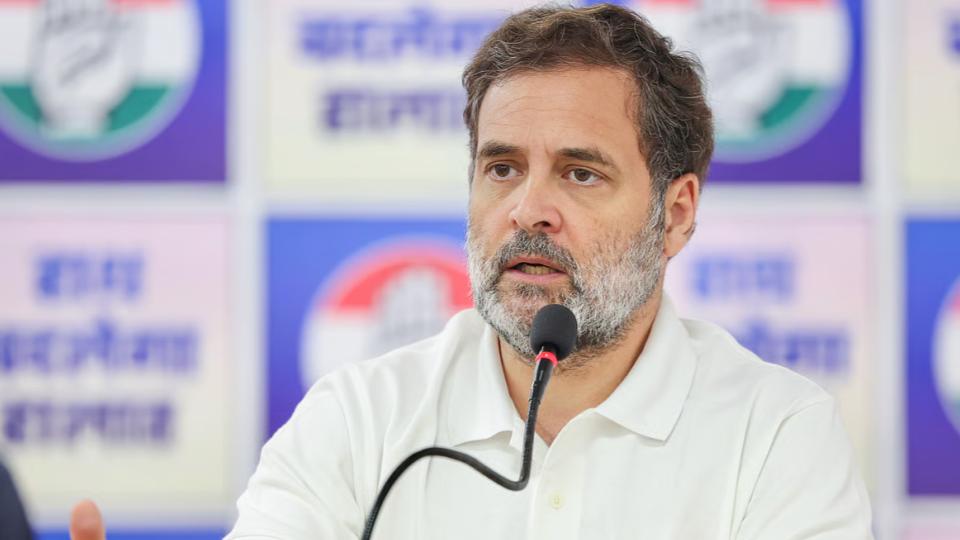 Rahul Speaks to Deceased IIT Bombay Student