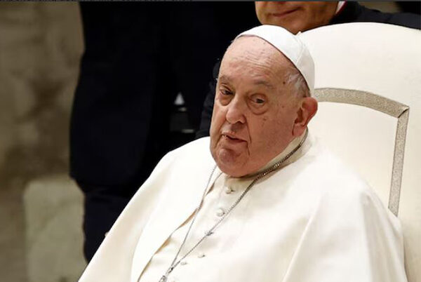 indiadeclares3daystatemourningfollowingdemiseofpopefrancis