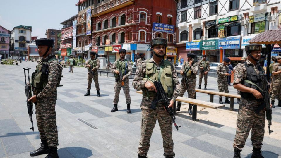 Kashmir Police raid over 300 locations linked to Jamaat-e-Islami 