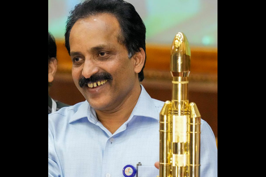 indiatolaunch50satellitesinnextfiveyears:isrochief