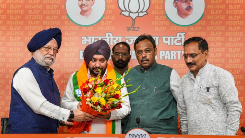 Former Delhi Congress Chief Arvinder Singh Lovely Joins BJP