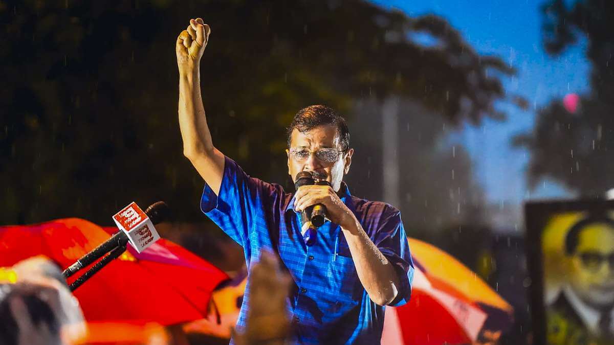 arvindkejriwalseekstimetomeetdelhilgmayresigntomorrow:sources