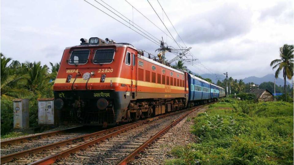 TN Sends 50 Bangladesh Nationals to West Bengal in train 