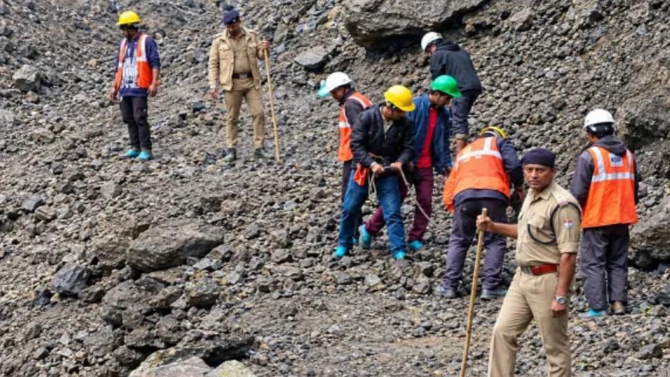 15K Pilgrims Evacuated After Landslide on Kedarnath Trek Route