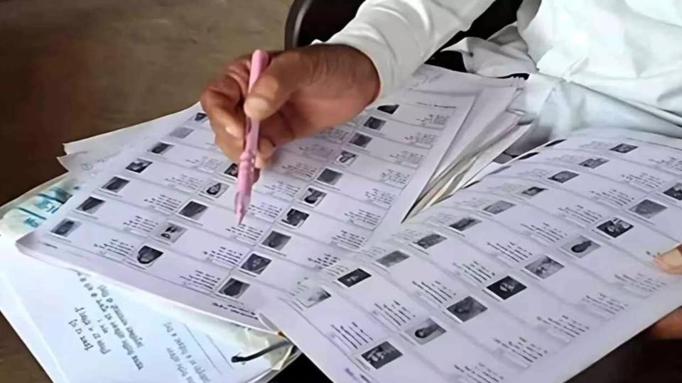 SC urges EC to correct mistakes in Bihar electoral roll