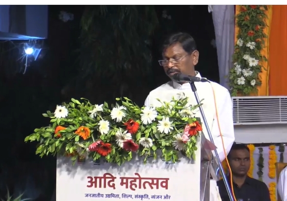 uniontribalaffairsministerarjunmundainauguratesnationaltribalfestivalatvastrapurhatinahmedabad