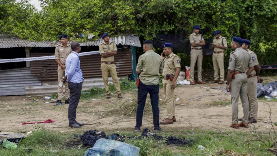 10 Killed in Fire at Illegal Gujarat Firecracker Factory