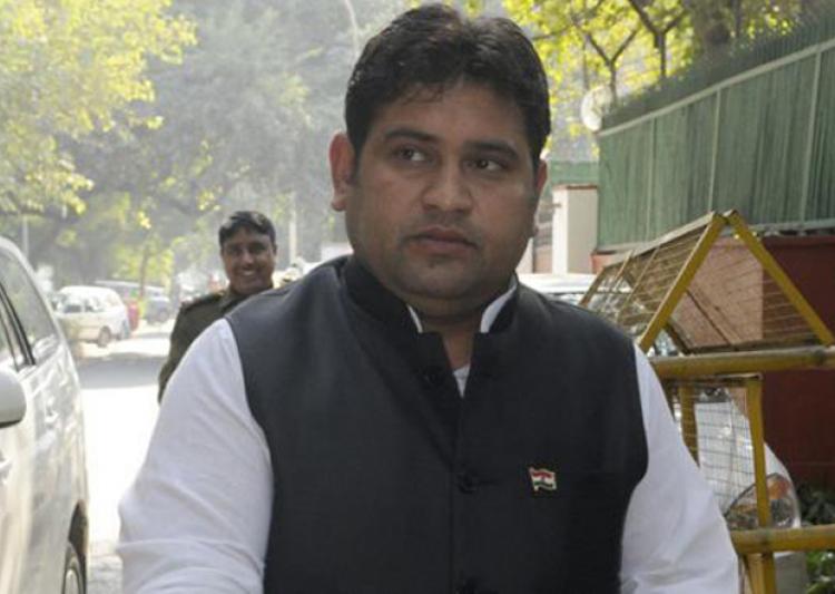 aapsuspendsformerministersandeepkumar