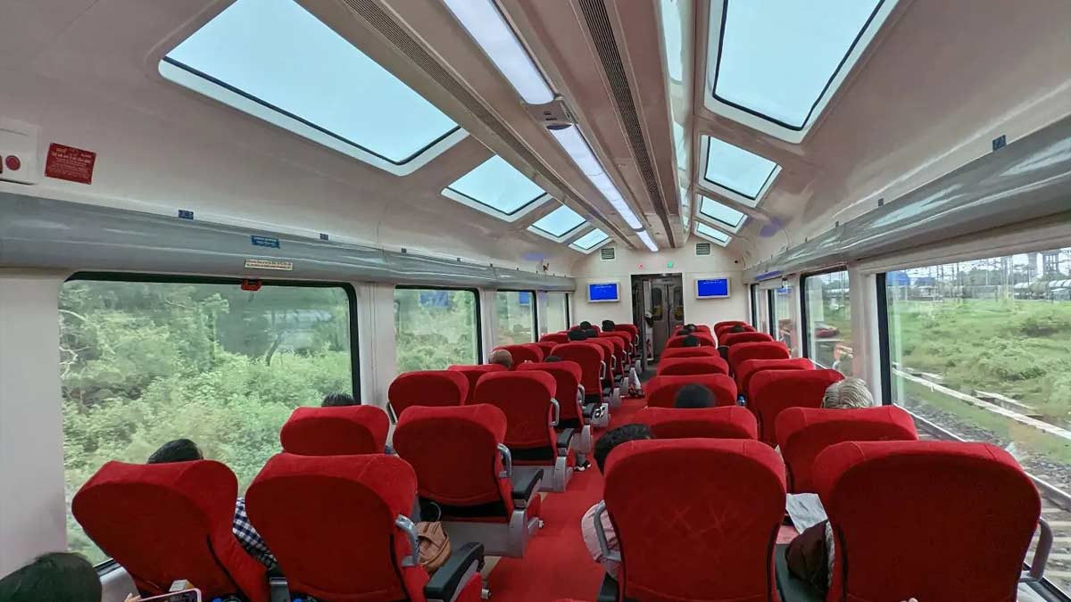 northernrailwayannouncesvistadomespecialtrainbetweenbanihalbudgam