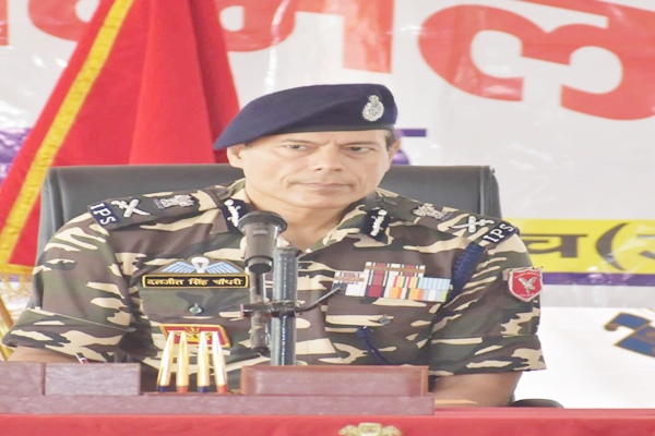 bsfdgdaljitsinghchawdharytoinspectsensitiveborderareaswithbangladesh