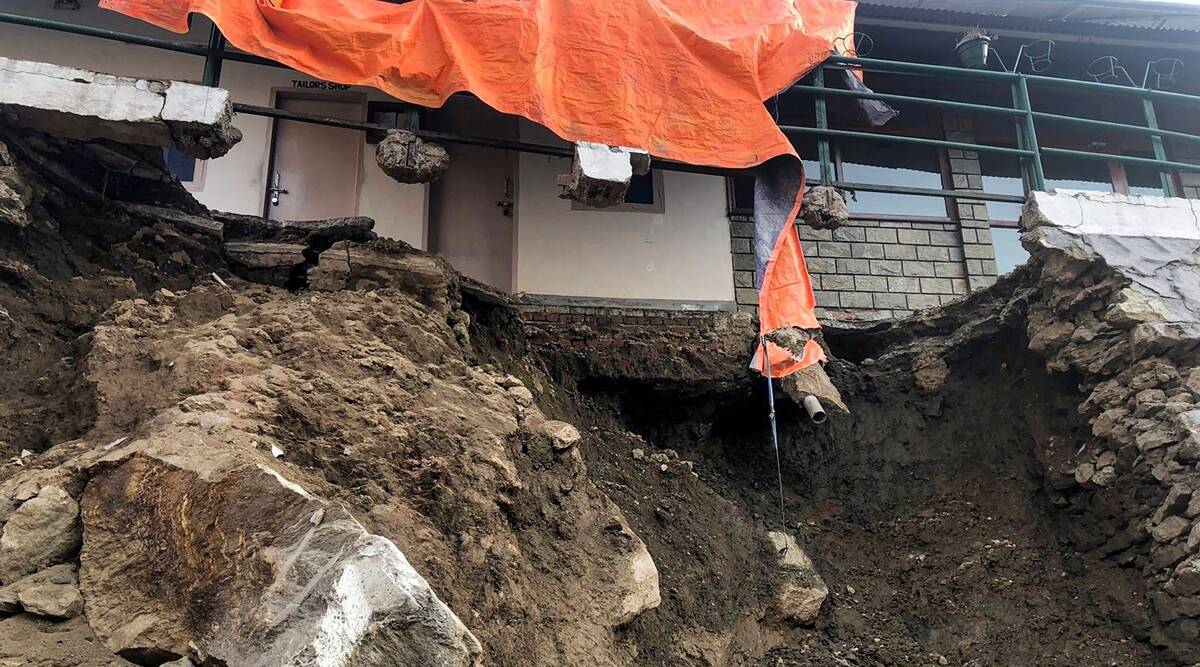uttarakhandadministrationintensifiesreliefandrescueworkatlandsubsidenceareasatjoshimath