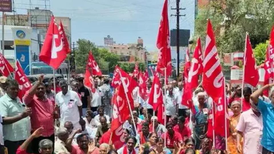 Over 500 people held in CPM-led Protests Against Centre’s Policies in TN