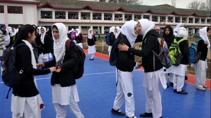 schoolsinkashmiropenafterover3monthwintervacation