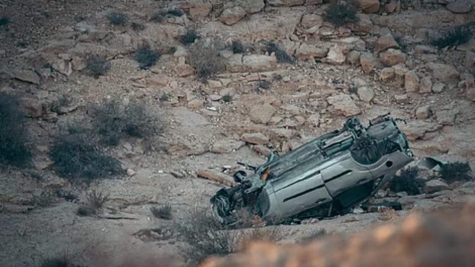 suvfalls800feetintogorgenearmahabaleshwarroad8killed