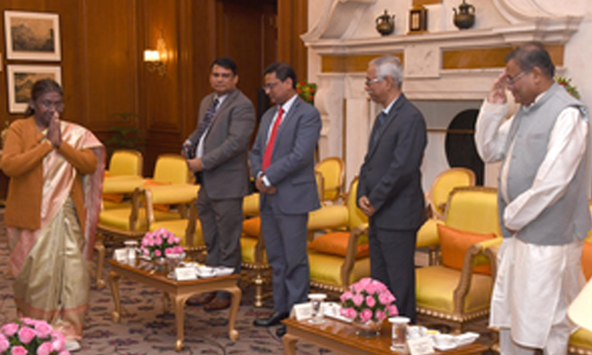 bangladeshforeignministermeetspresidentmurmuatrashtrapatibhavan