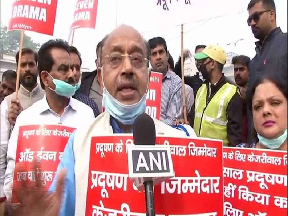 vijaygoelprotestsagainstkejriwalgovernmentsoddevenschemetermsmovepolitical