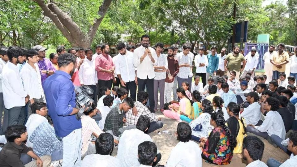 Polytechnic Students Protest Over Lack of Basic Amenities in Nellore