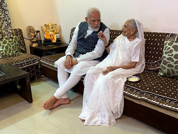 governorschiefministersandotherpoliticianscondoledeathofpmmodismother