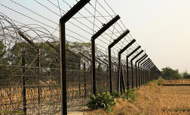 9835%fencingworkcompletedatassambangladeshborder:assamgovt