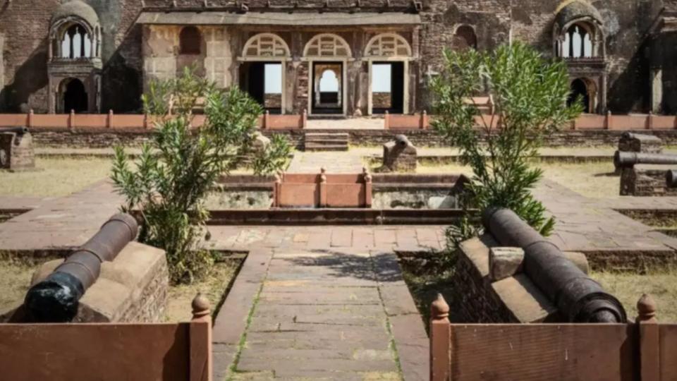 400-Year-Old Cannon Stolen From Narwar Fort in Madhya Pradesh