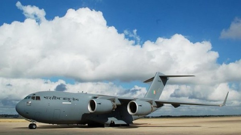 indiasendsmilitarytransportaircrafttoirantobringbackindians