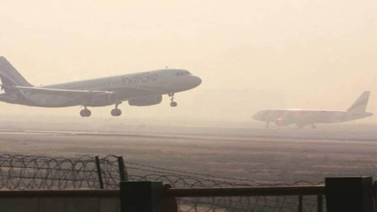 heavyfogdisruptsflightoperationsatkolkataairport