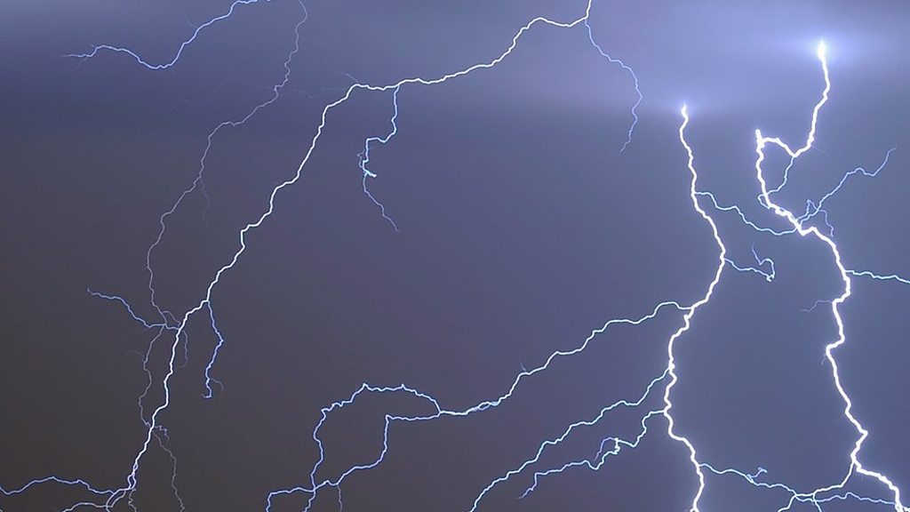 4 persons killed in lightning strikes in UP