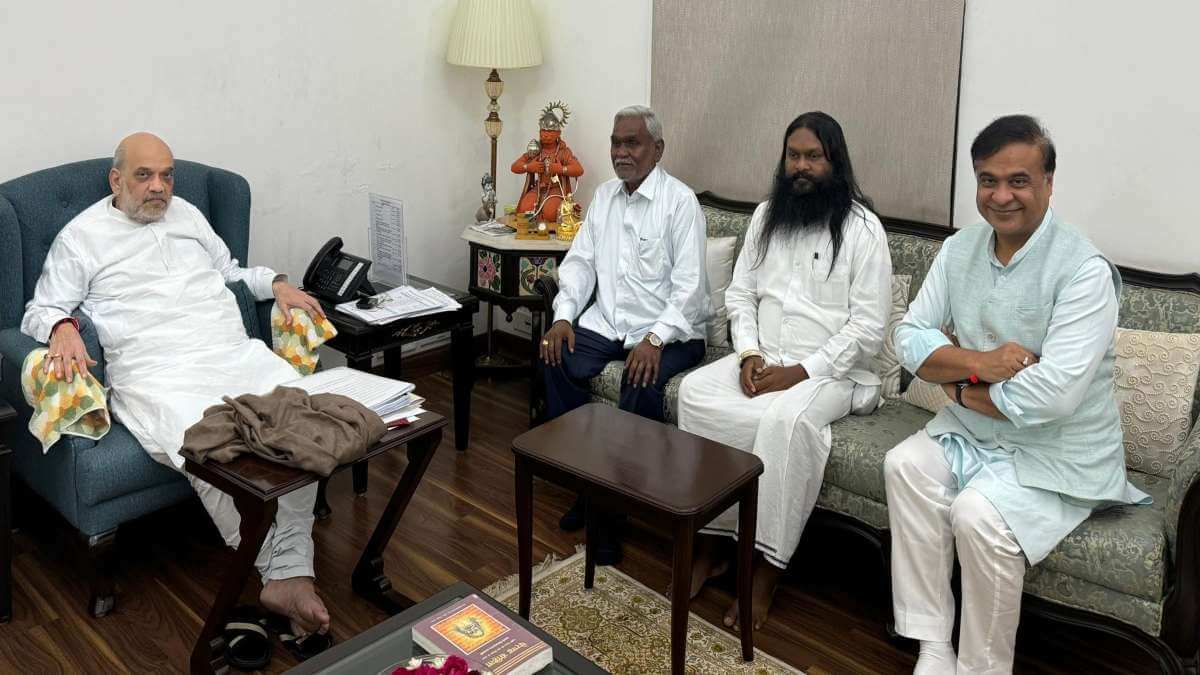 cmhimantabiswasarmaannounceschampaisorentojoinbjponaugust30