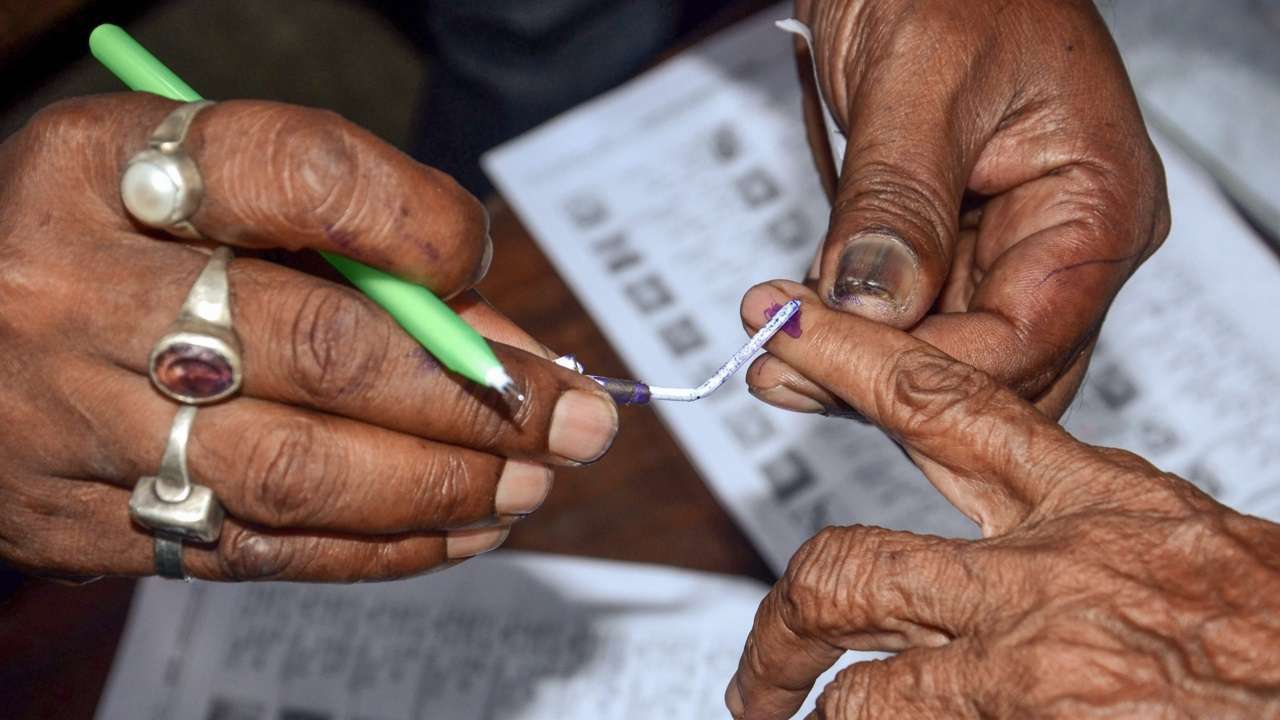 Voting underway for bypolls to Mainpuri LS seat & 6 Assembly constituencies in 5 States