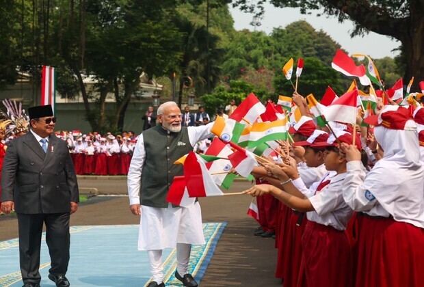 EC goes global as India-Indonesia sign pact on EVM, poll management