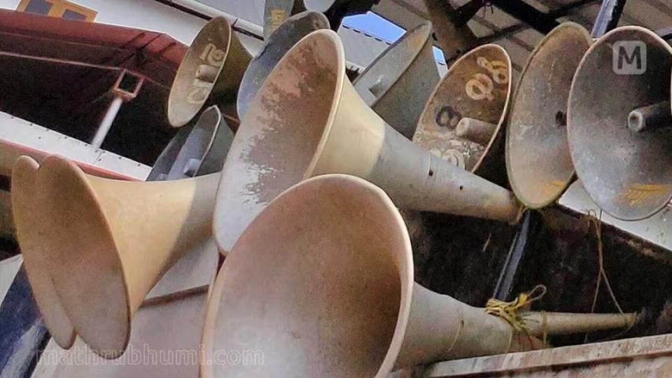 Over 400 loudspeakers removed from Indore religious places