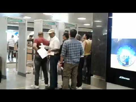 bengaluru:passengerrefusestotakeoffrolexwatchduringairportsecuritycheckin