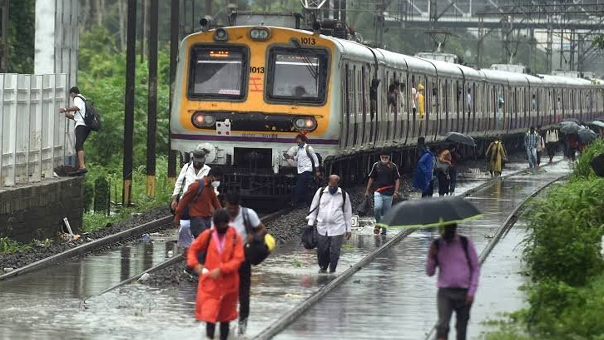 imdissuesyellowalertforseveralregionsinmaharashtra