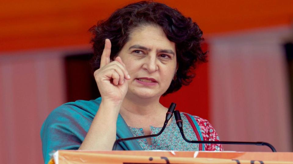 modigovthandedovereducationsystemtomafiasayspriyankagandhi