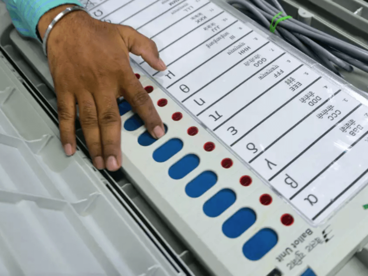 250 candidates in second phase of Lok Sabha elections have criminal cases against them: Reports