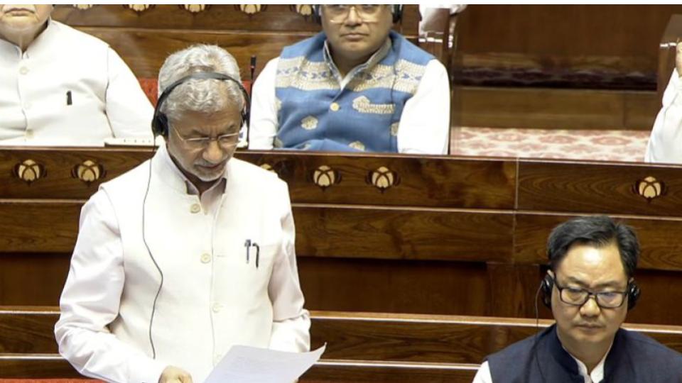 eamjaishankareveryeffortbeingmadetohelpstrandedindians